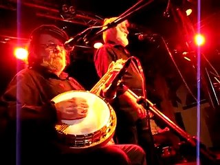 The Dubliners - the Belfast hornpipe and the Swallows tail