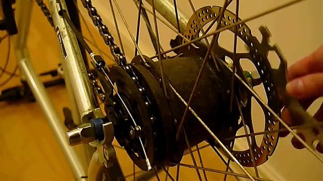 How to remove a Shimano Nexus or Alfine hub equipped wheel from your bike