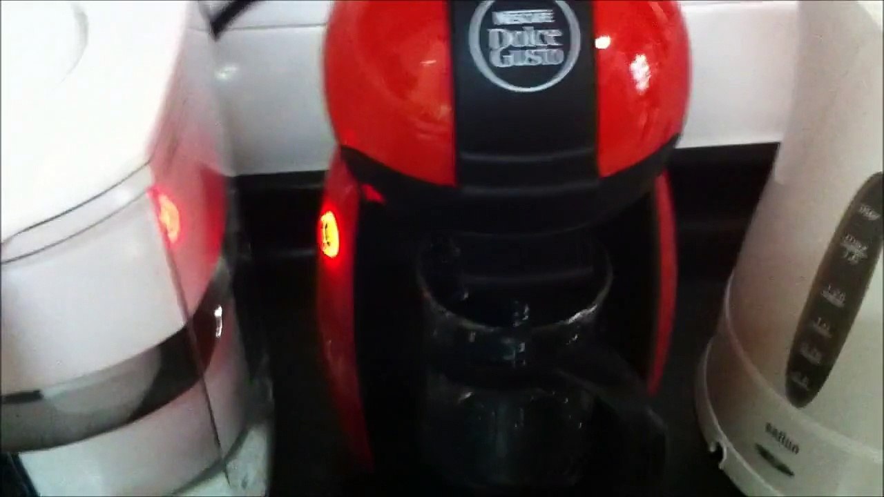 Making a cup of Mocha using the Nescafe Dolce Gusto Piccolo