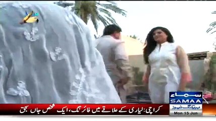 Jamshed Dasti Muhally Ki Safai Karte Huye