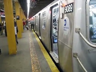 Скачать видео: R160B Siemens N Train and R46 R Train Arriving at 59th Street