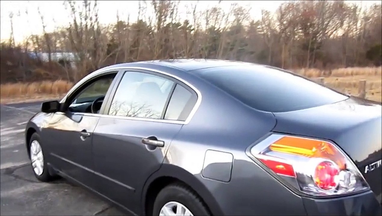 2009 Nissan Altima Start Up, Engine & In Depth Tour