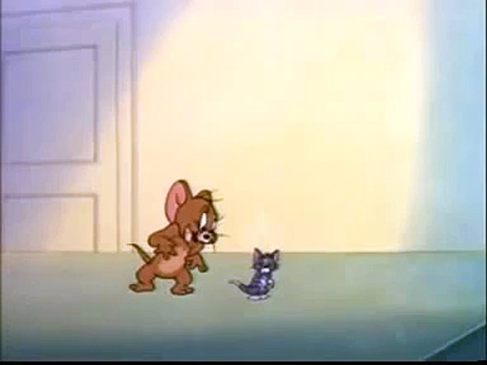 Tom & Jerry - Dr. Jekyll And Mr. Mouse - minuscule Tom.flv