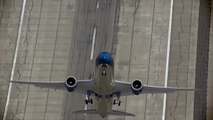 A Boeing 787-9 achieves a vertical takeoff