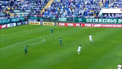 Souza scores 30-yard top-corner stunner for Sao Paolo