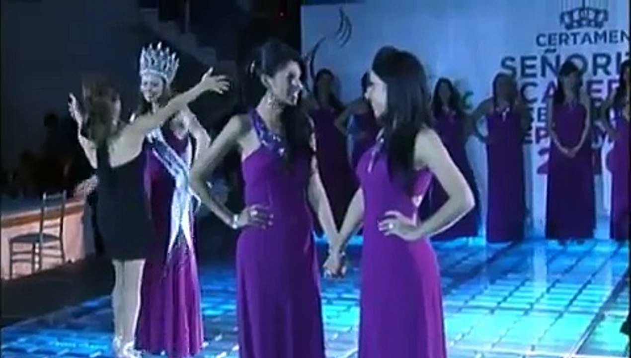 Coronan a la Señorita Ecatepec Bicentenario