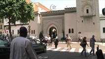 فالز: الإسلام في فرنسا وُجد ليبقى