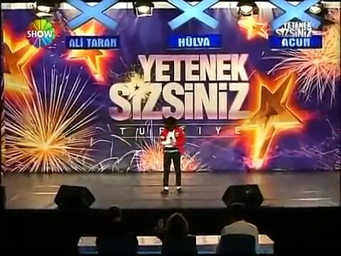Fatih Jackson - Michael Jackson Dance - Part 1 (Turkey Got Talent)