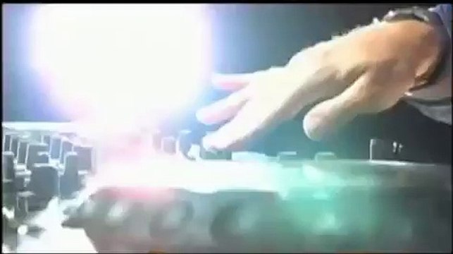 Krafty Kuts (Feat. Tim Deluxe) - Bass Phenomenon