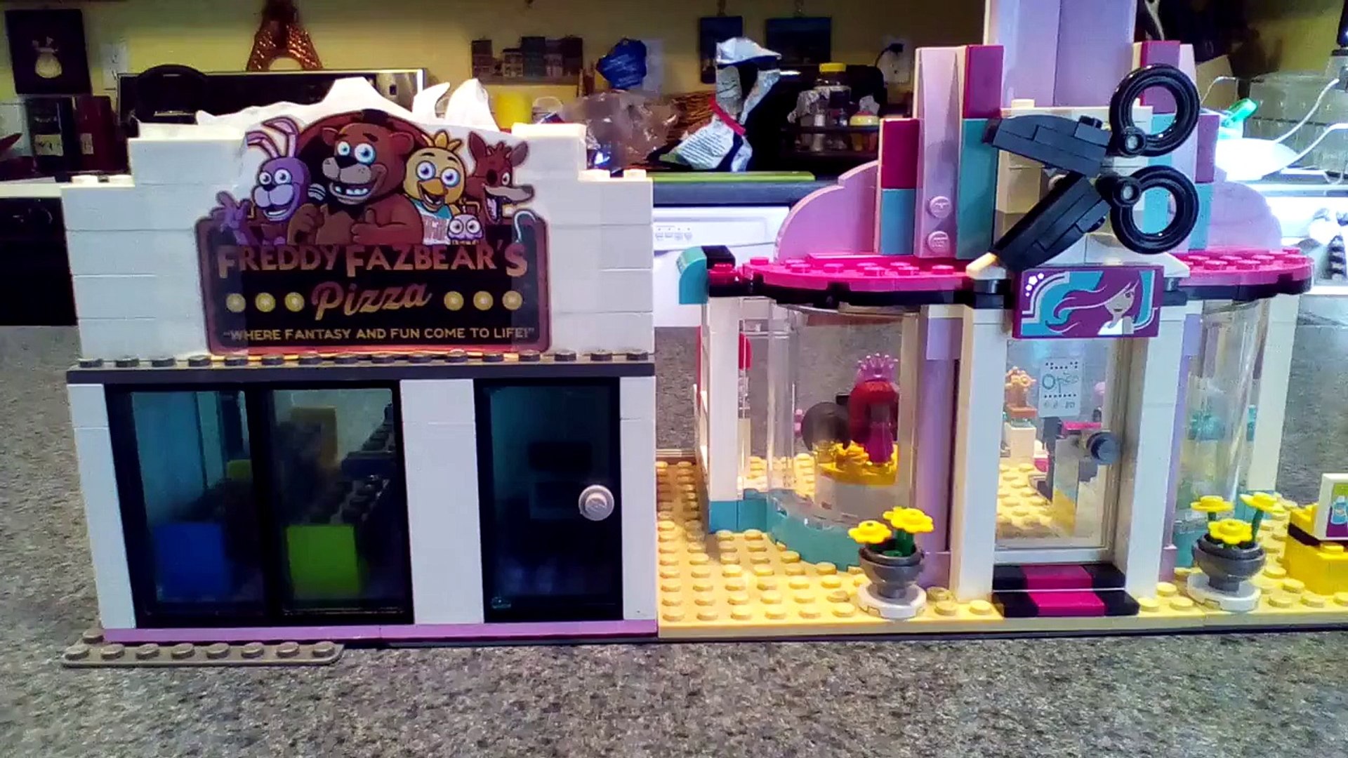 lego fnaf pizzeria