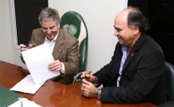 Marcelo Oliveira assina com o Verdão, e manda recado para torcida alviverde