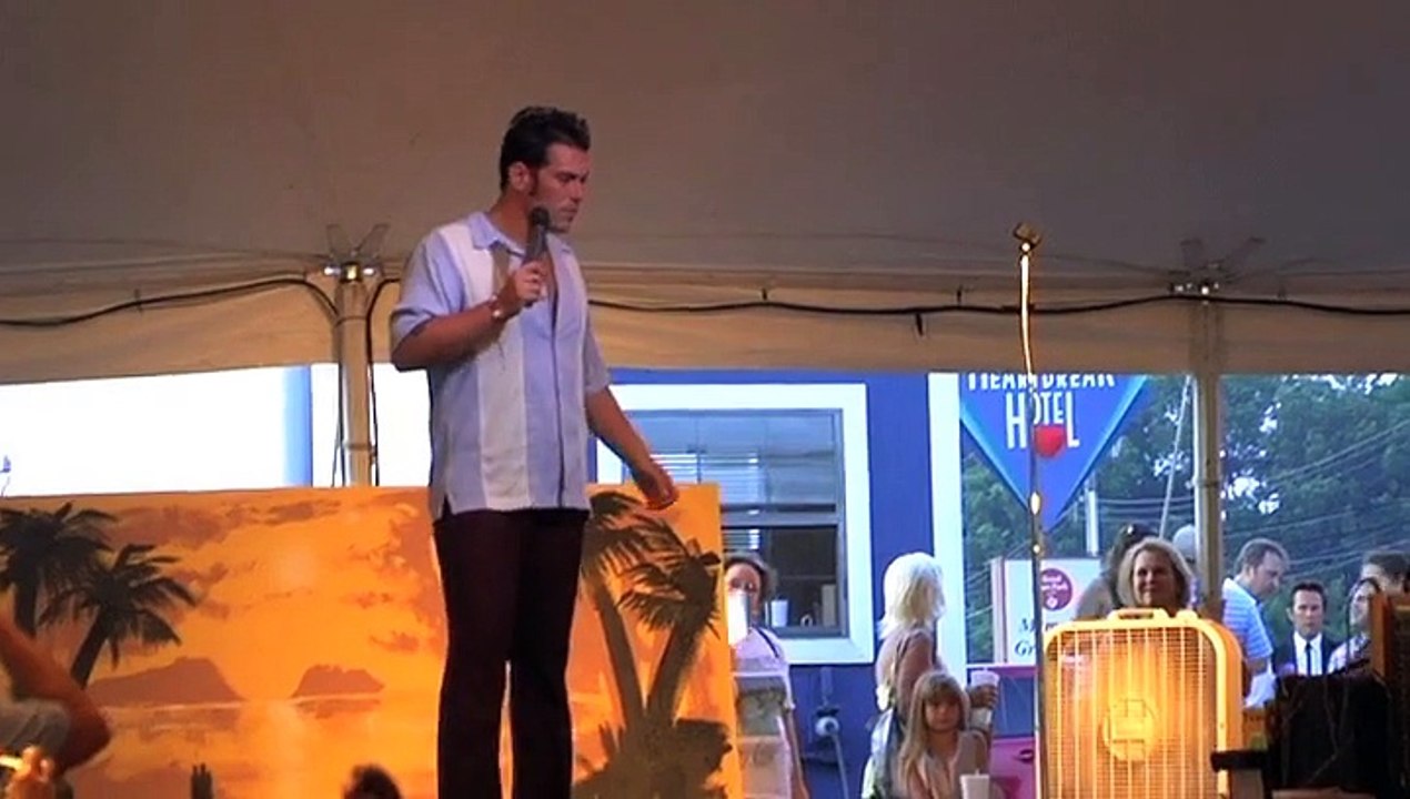 Franz Goovaerts sings 'It's Over' Elvis Week 2009