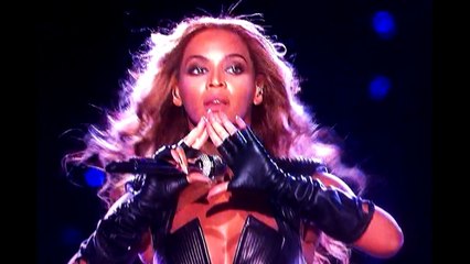 Rihanna's Illuminati Grammy Performance Rumors