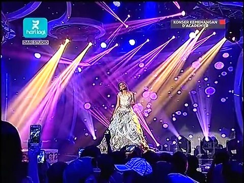 Dangdut Academy 2 Konser Kemenangan - Evi Masamba feat Umi Elvy Sukaesih