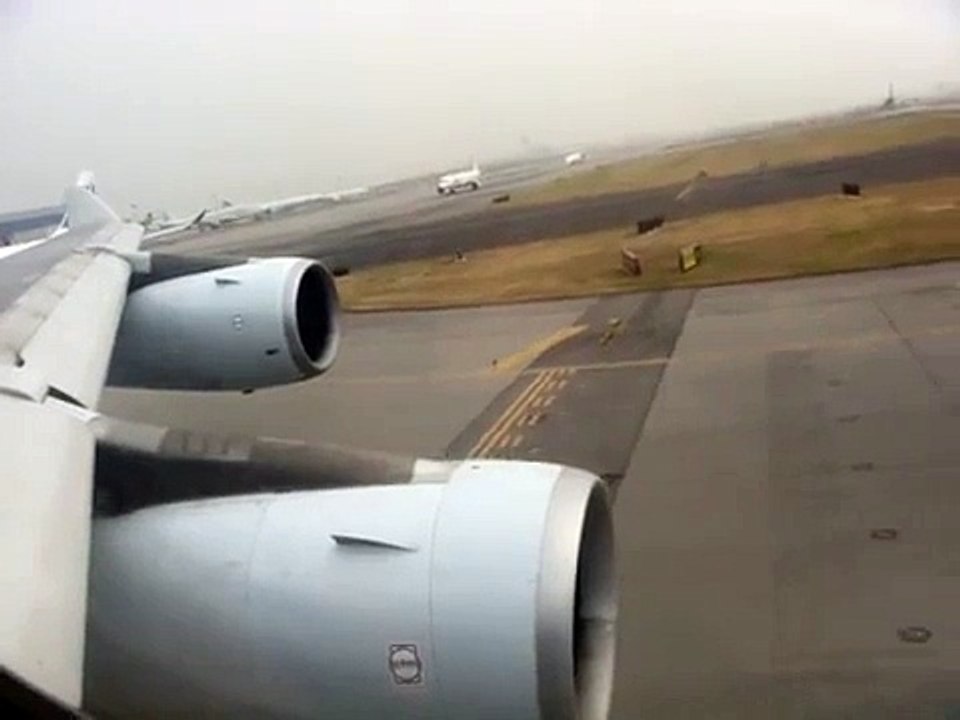Cathay Pacific Airbus A340-300 Takeoff in Hong Kong to Jakarta [CX777]
