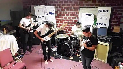 Wolf & Bear - GO GO POWER RANGERS!!!