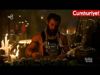 Turabi'den şoke eden hareket