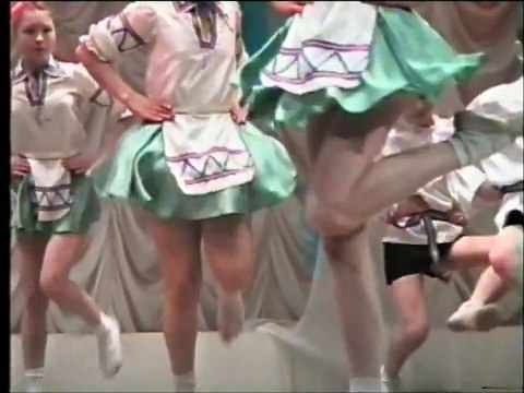 Детский народный танец / Children's Folk Dance / Danza folclórica infantil