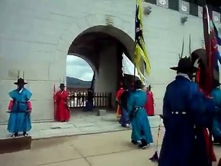 Download Video: VLOG: Дворец Кёнбоккун, Сеул, Южная Корея / Gyeongbokgung Palace, Seoul