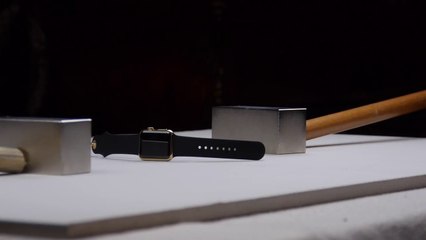 Il explose l'Apple Watch en or à 11 000€ avec deux aimants
