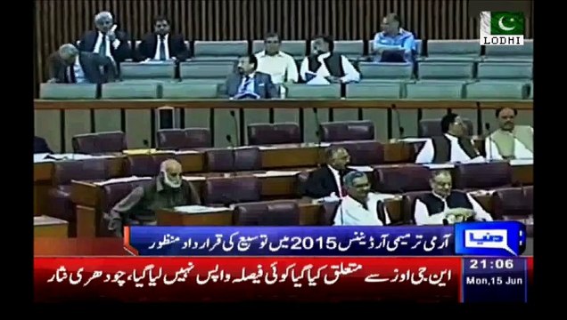 MQM Walo Sharam karo, haya karo jab Khawaja Asif PTI ko galian deta hai desk bajatey ho aur jab.....