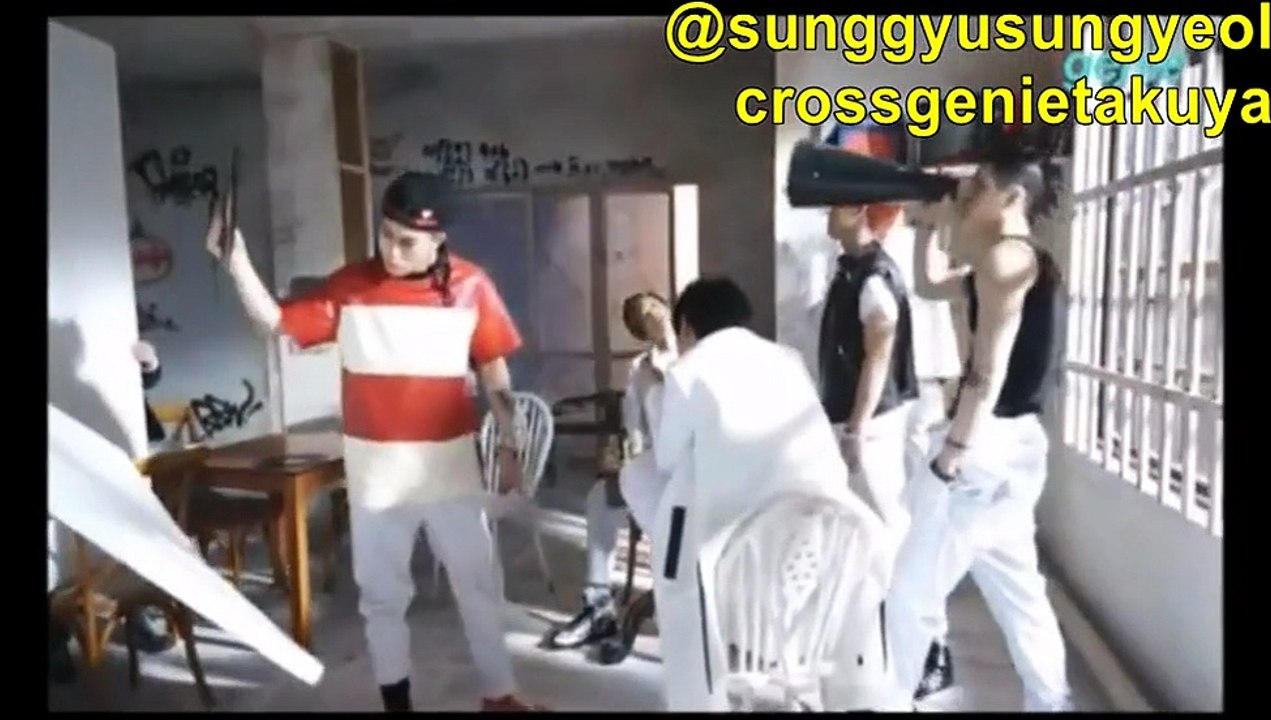 Cross Gene play with me BTS