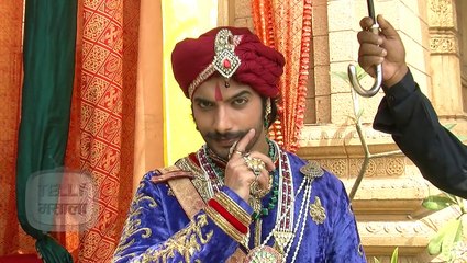 Watch How Divyanka Tripathi Gets Over Her Break Up With Sharad Malhotra