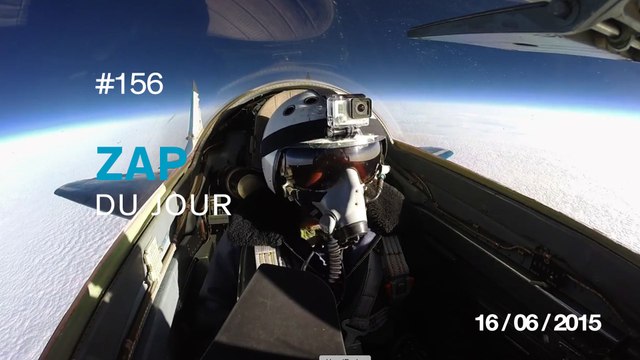 ZAP DU JOUR #156 : Ce chient sait qu'il est coupable / 8-Bit ski session / Fifa 16 se dévoile à l'E3 /