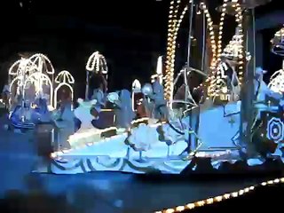 Disney On Ice 2008 "Its a small world"