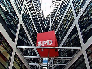 Греция на шаг ближе к дефолту