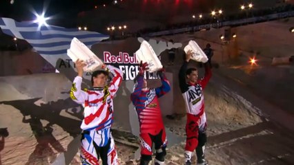 Spettacolo al motocross freestyle di Atene