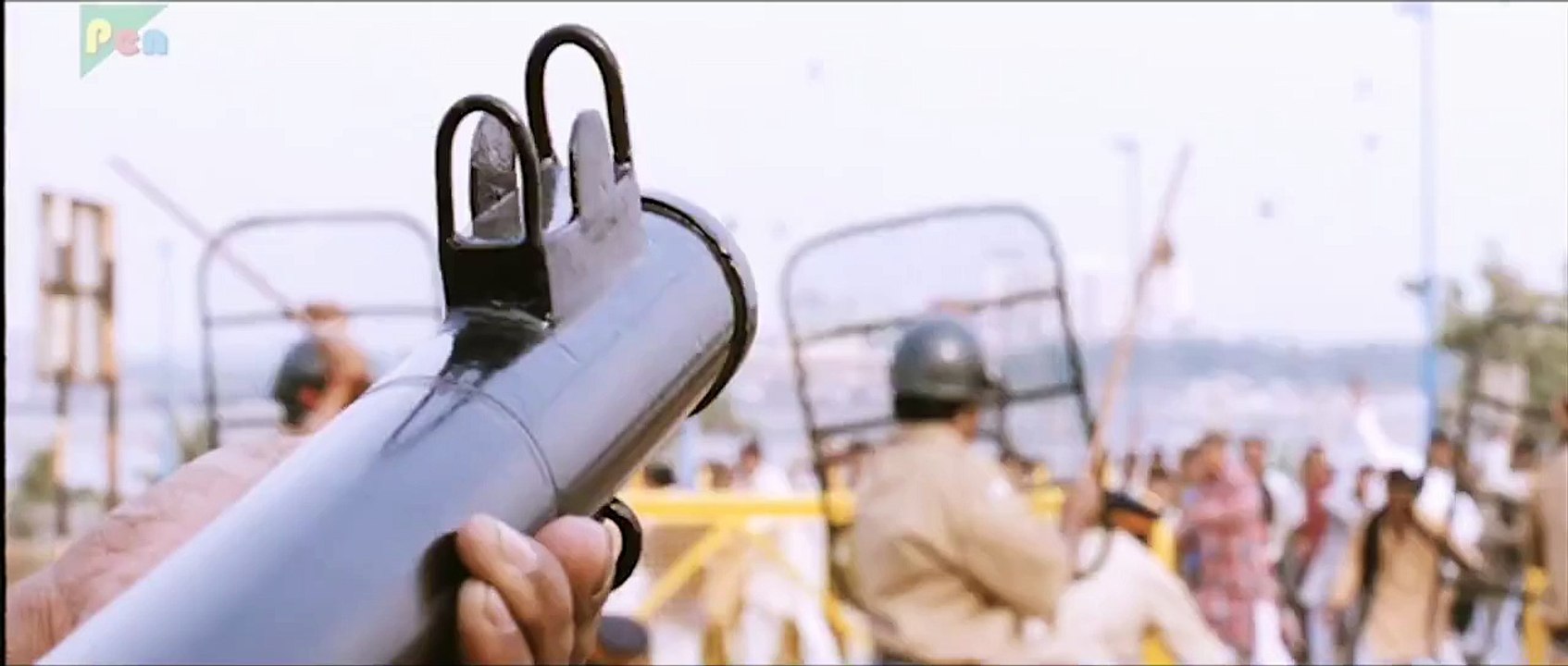 Rang_Rasiya_Randeep_Hooda_Nandana_Sen_HD-RdxNet.CoM