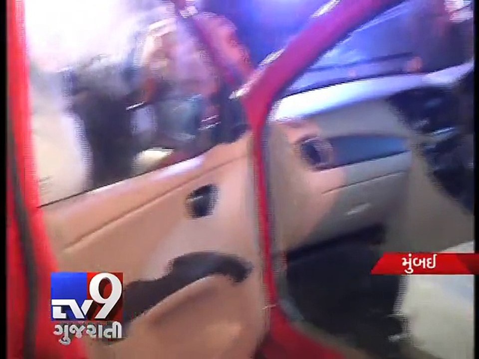 Mumbai police break car windows to nab woman trying to escape alcohol test - Tv9 Gujarati