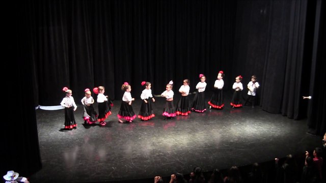 Así me gusta a mi - Festival Fin de Curso Las Zapatillas Rojas 2015