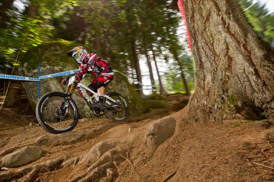 Aaron Gwin Chainless Win Leogang 2015 World Cup DH MTB