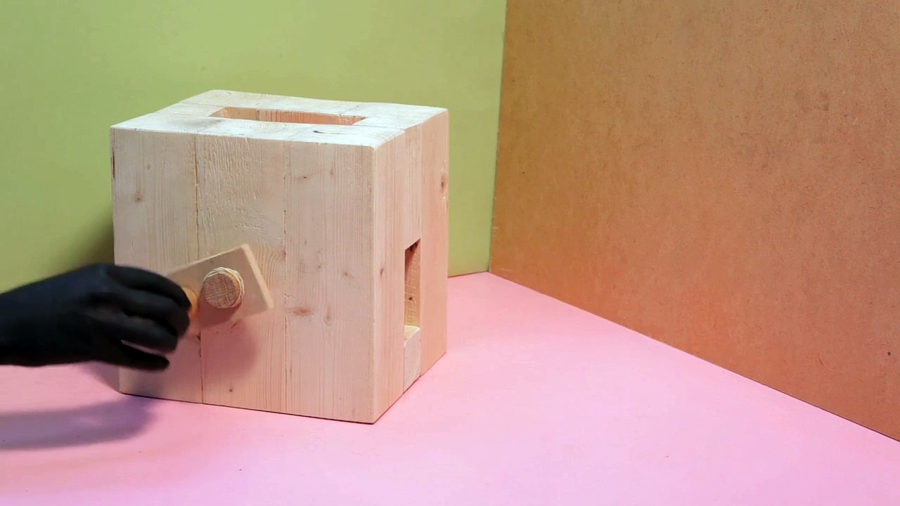 Dans la forêt - Studio 13/16