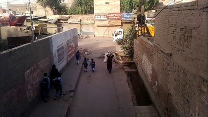 Multan Haram Gate girls High School shaheen market
