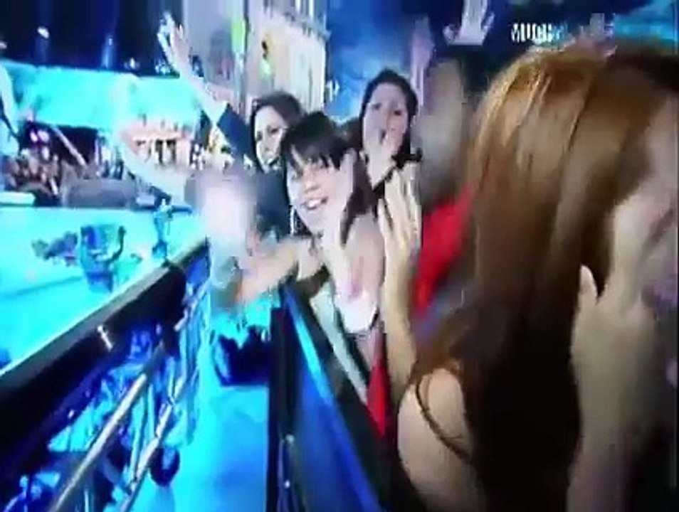 Nina Dobrev e Ian Somerhalder interview MMVA 2011