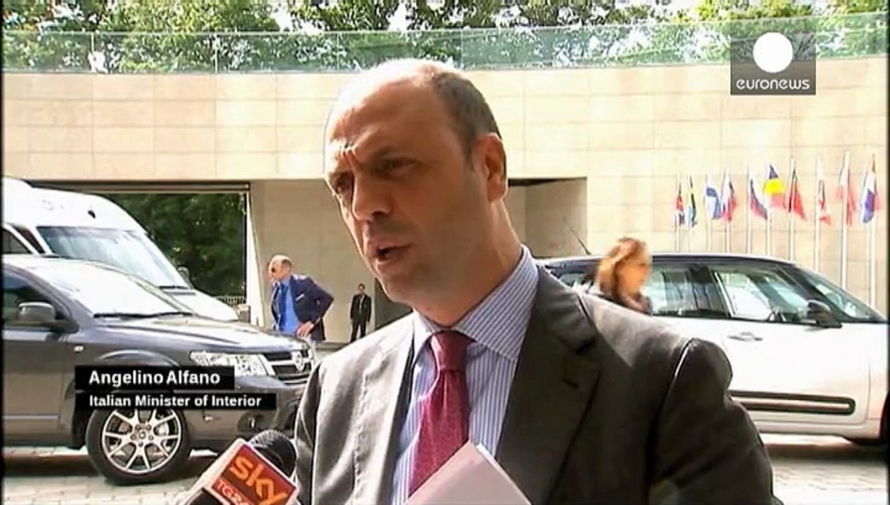 Streit über Umverteilung der Flüchtlinge