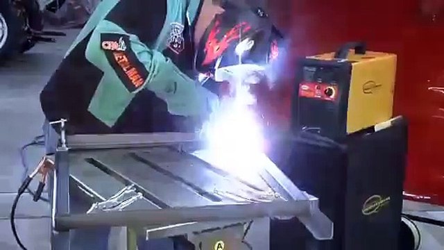 Northern Industrial 125 Flux Core Wire Feed Welder