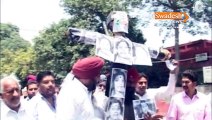 Lalit Modi controversy: Congress Workers Burnt Effigy Of Sushma Swaraj