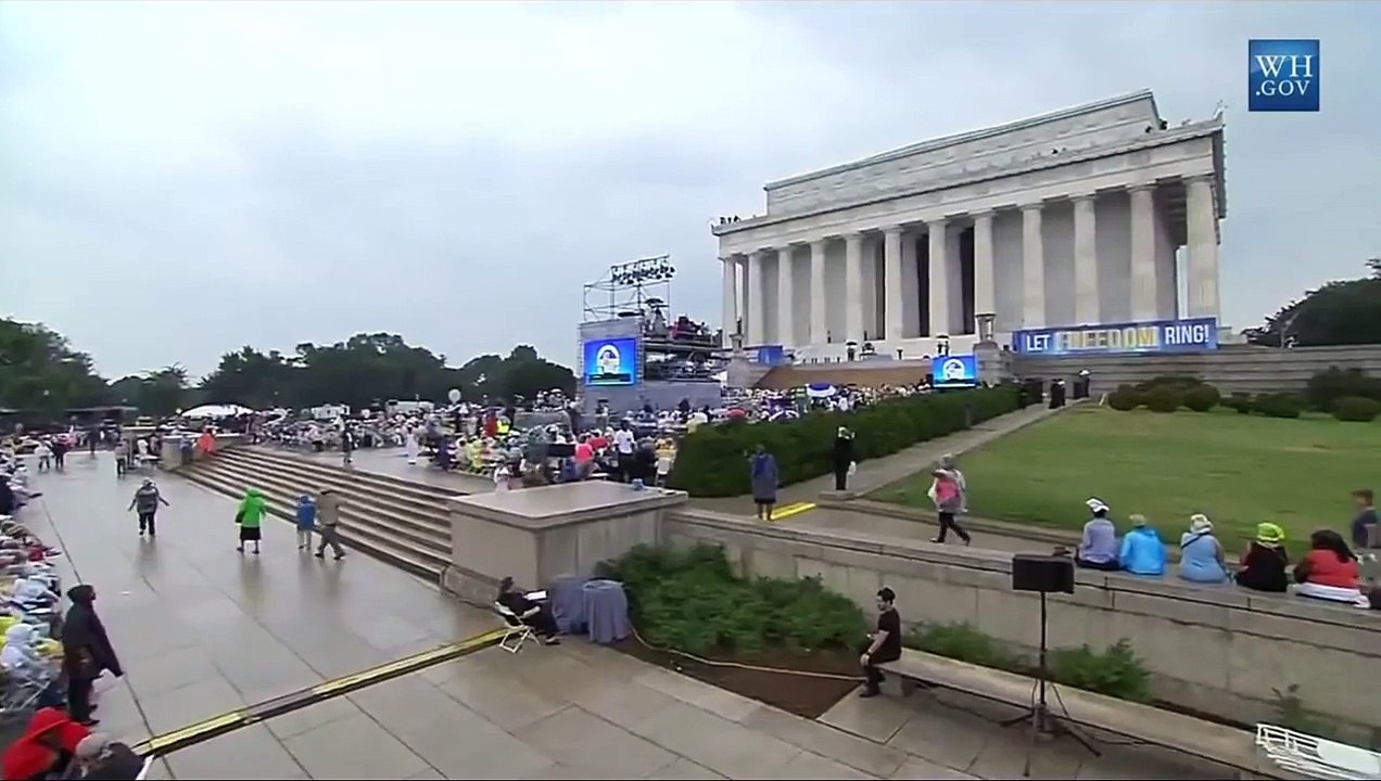 LeAnn Rimes Sings "Amazing Grace" At The 50th Anniversary of The March On Washington