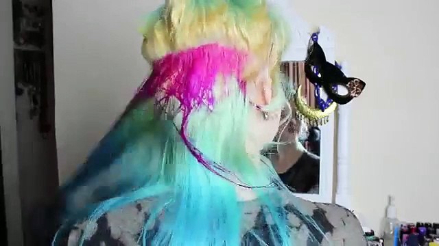 Après qu'elle eut fini avec tous ces pots, le résultat était juste cosmic