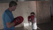 שיעור באיגרוף בניהול מאמן אנדריי סניגור - Boxing lesson by professional trainer Andrei Snigur