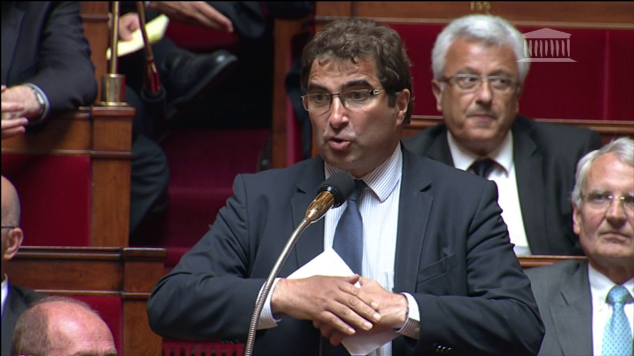 Passe d'armes entre Christian Jacob et Manuel Valls à l'Assemblée