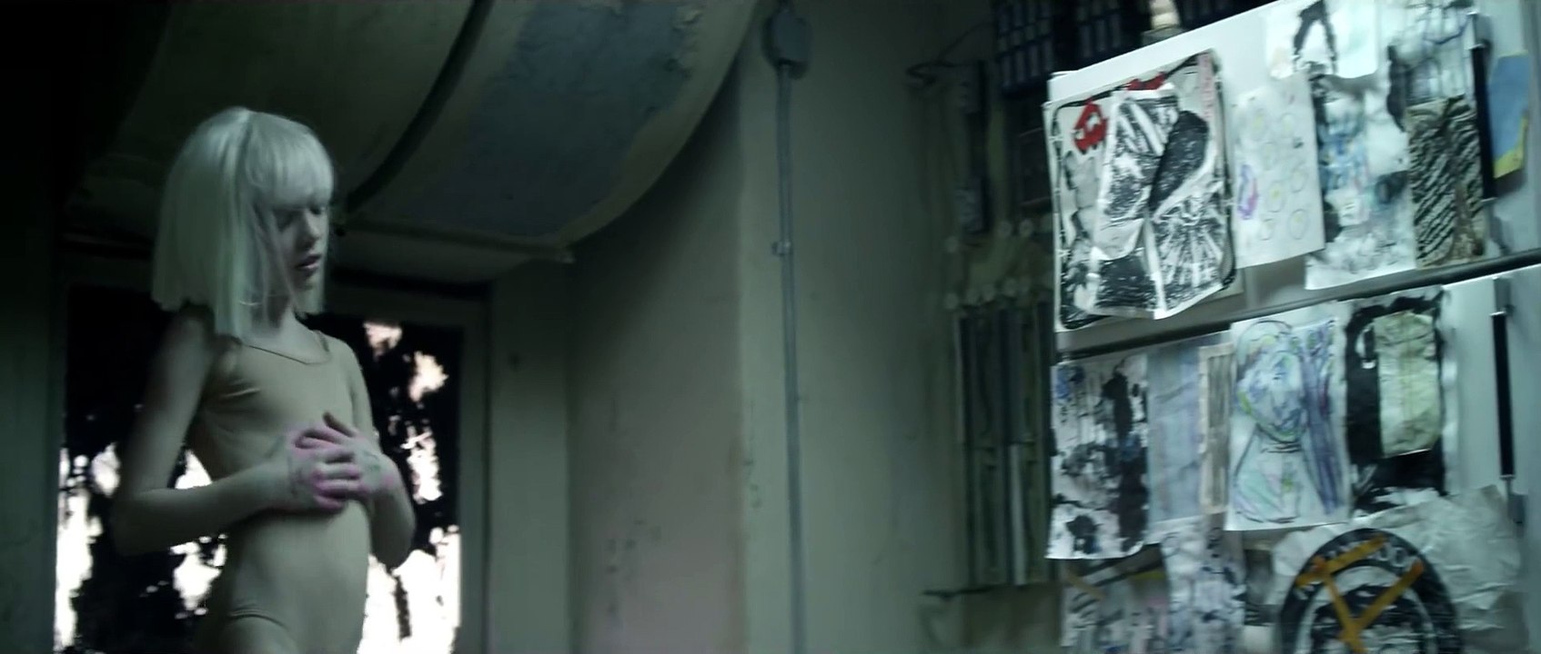 Sia - Chandelier (Official Video)