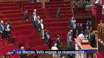 Loi Macron: Valls engage dans l'hémicycle sa responsabilité