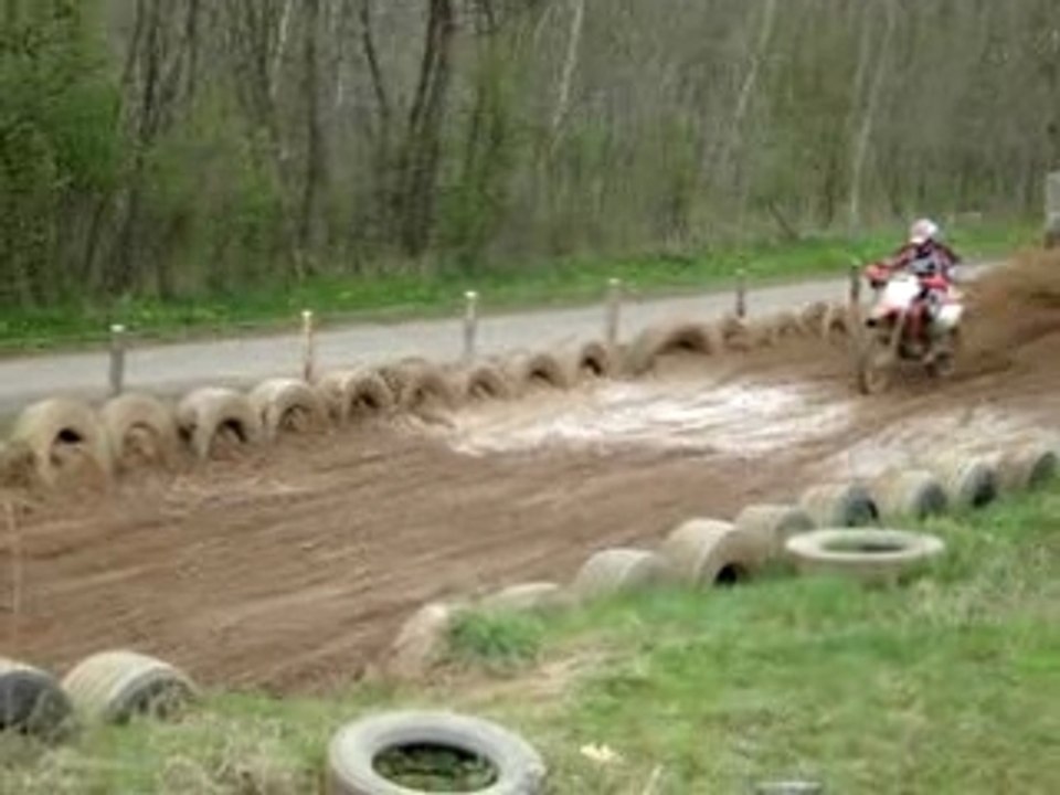 1er test du 250 crf sur terrain