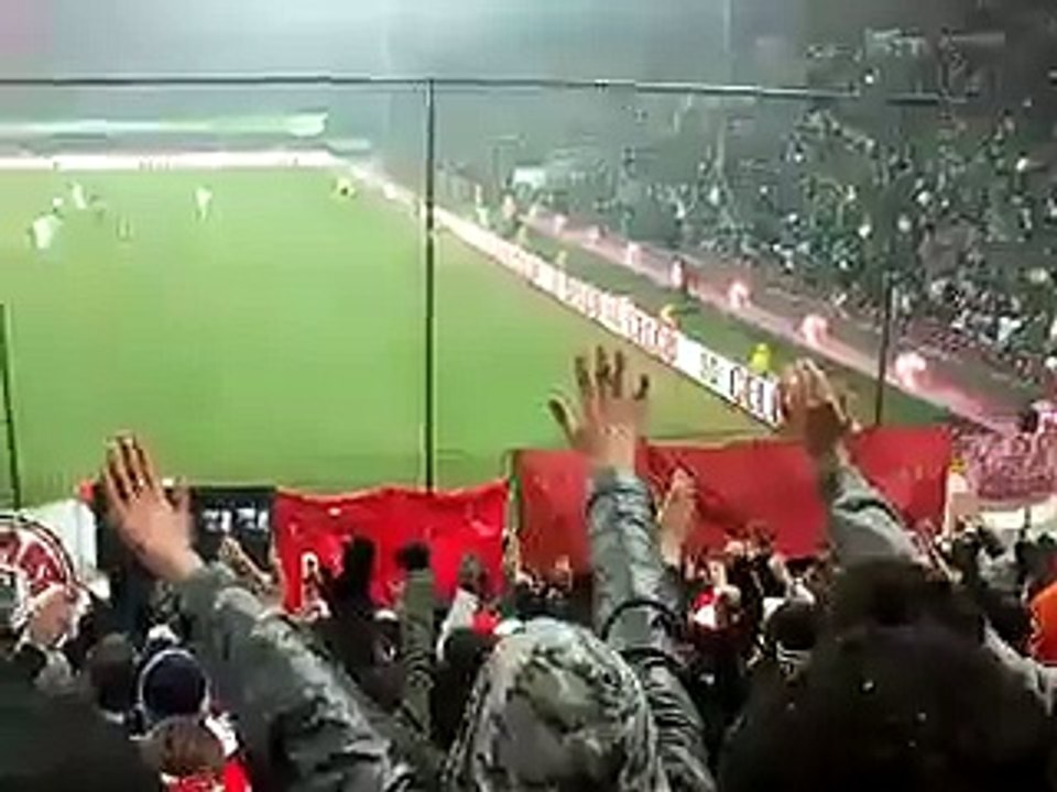 Galeria Dinamo infratita cu  U CLUJ