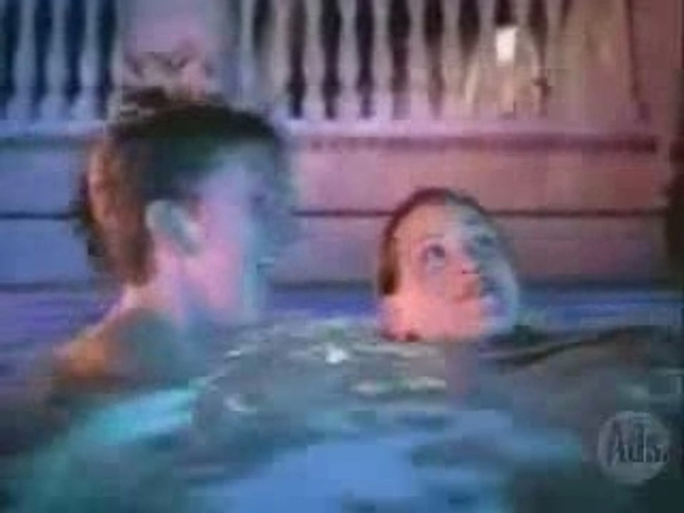 Pub biere Bud Light 2 Flirt Piscine